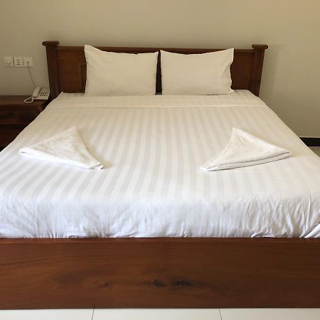 Regal Home Guesthouse Phnom-Penh Buitenkant foto