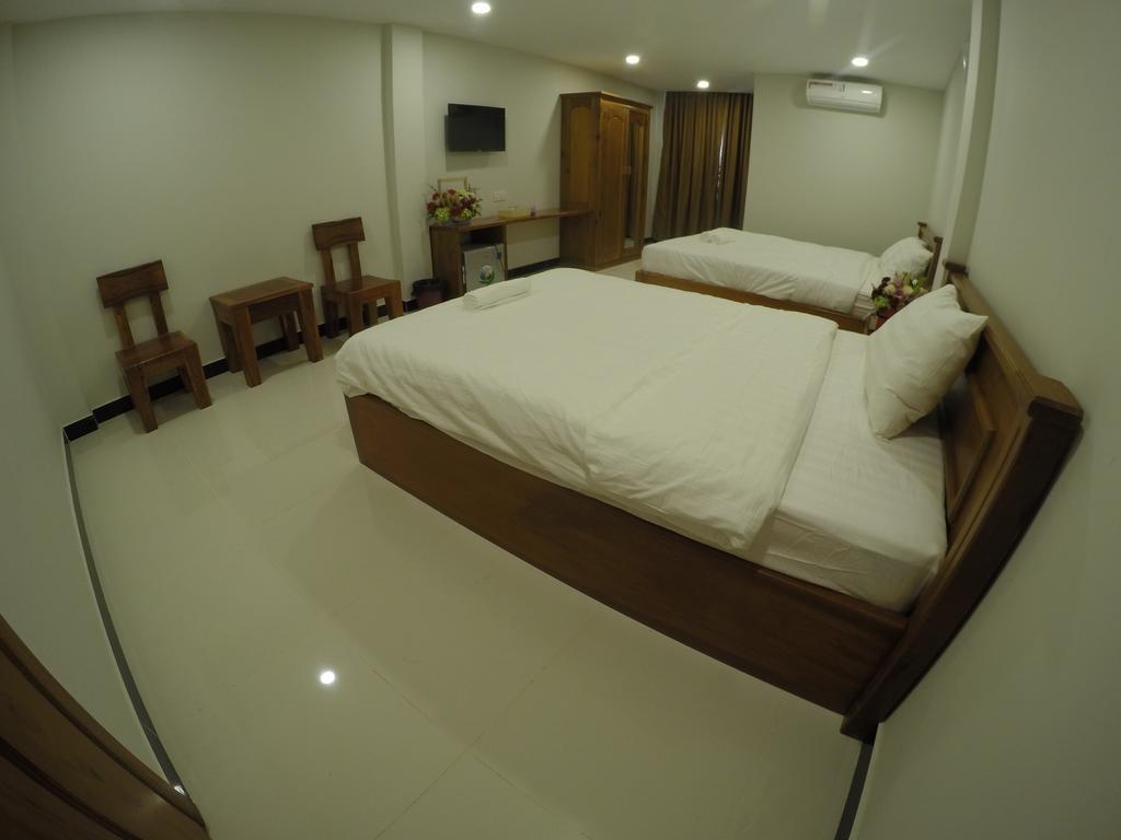 Regal Home Guesthouse Phnom-Penh Buitenkant foto