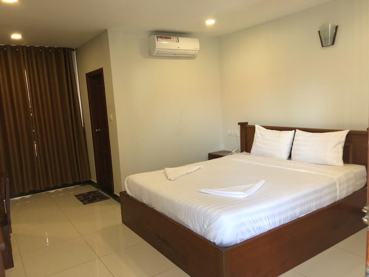 Regal Home Guesthouse Phnom-Penh Buitenkant foto
