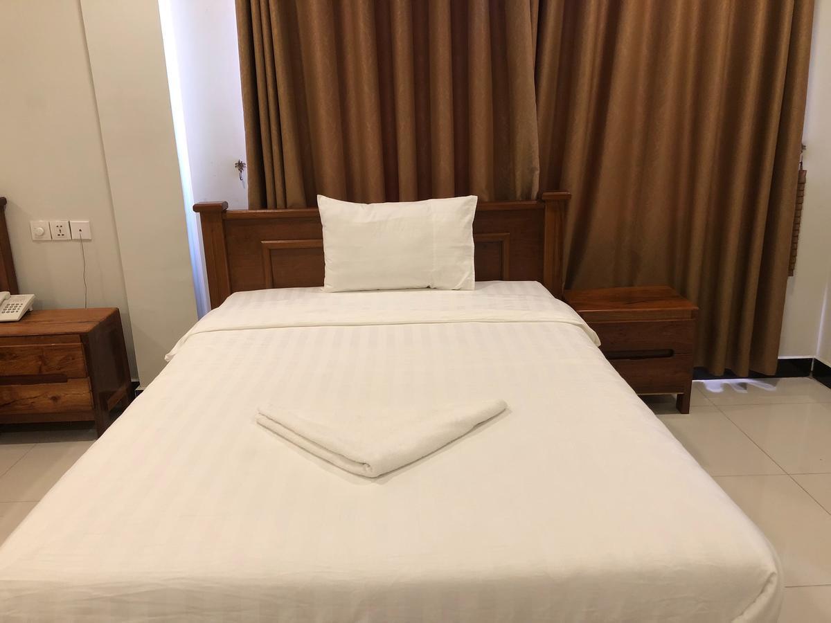 Regal Home Guesthouse Phnom-Penh Buitenkant foto